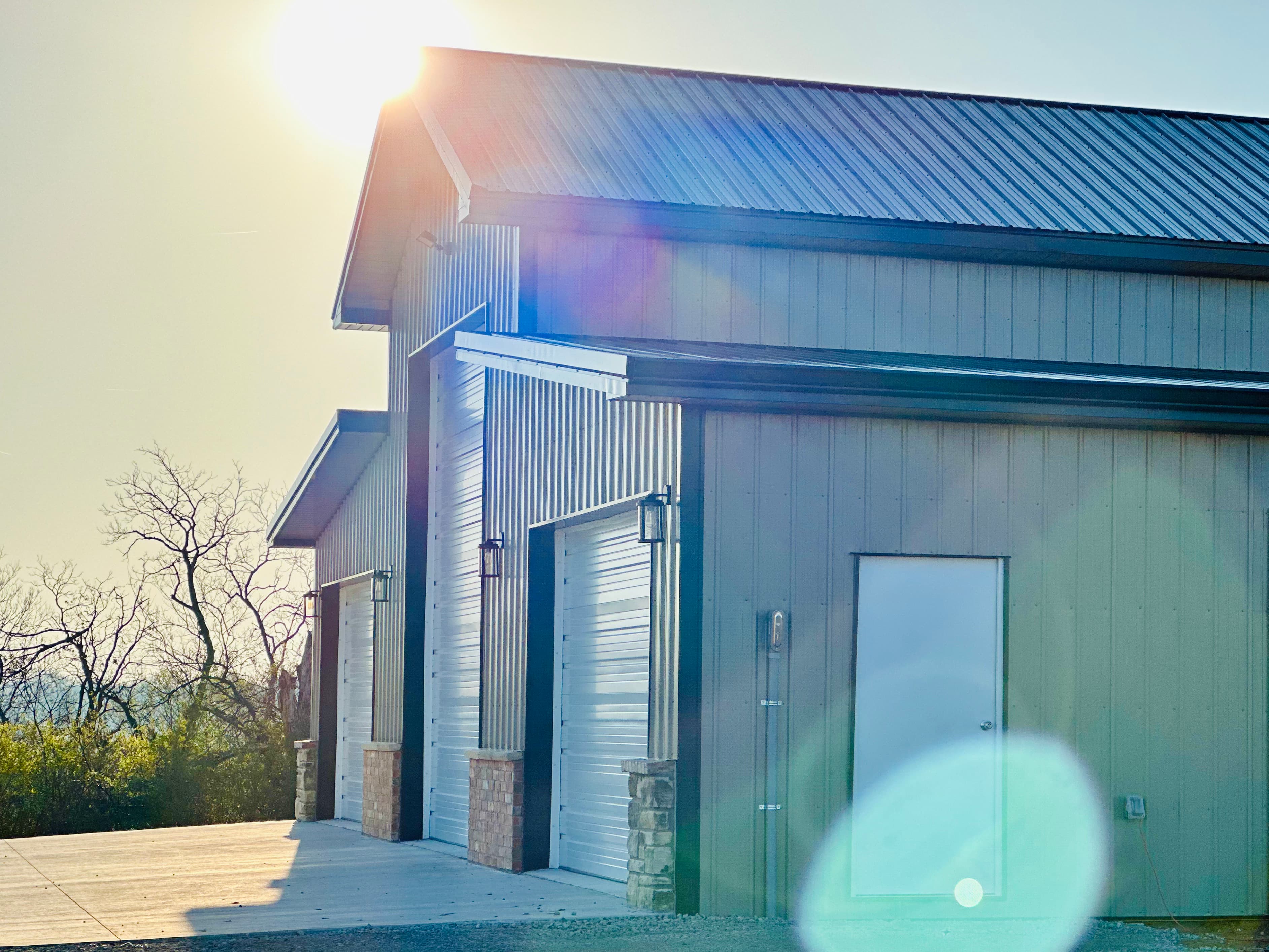 Monitor Style Barn — 4